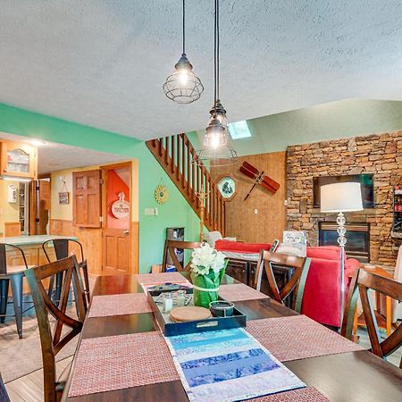 Smoky Mountain Cabin With Deck And Hot Tub! بيدجن فورج المظهر الخارجي الصورة