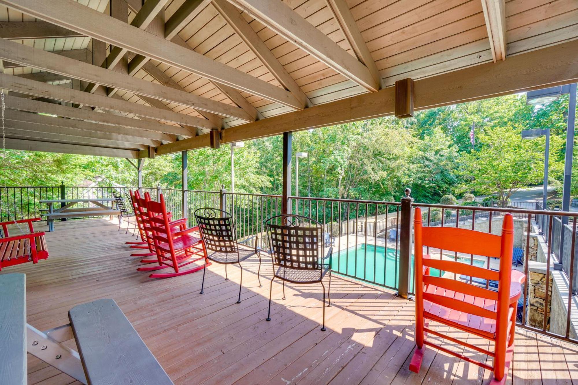 Smoky Mountain Cabin With Deck And Hot Tub! بيدجن فورج المظهر الخارجي الصورة