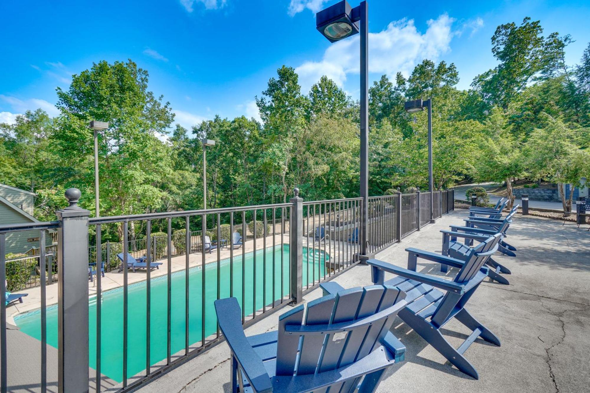 Smoky Mountain Cabin With Deck And Hot Tub! بيدجن فورج المظهر الخارجي الصورة