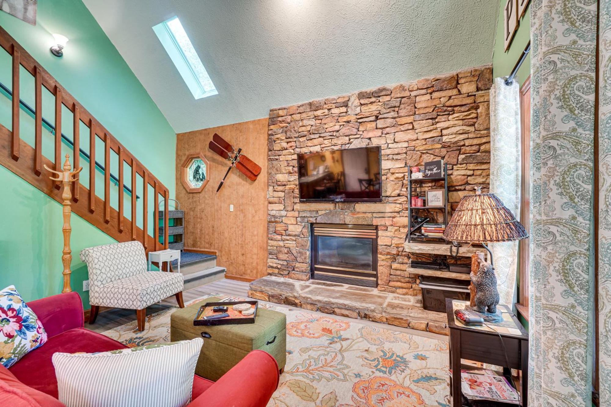 Smoky Mountain Cabin With Deck And Hot Tub! بيدجن فورج المظهر الخارجي الصورة