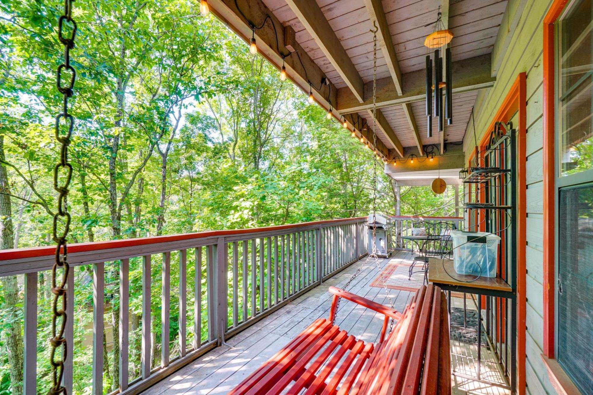Smoky Mountain Cabin With Deck And Hot Tub! بيدجن فورج المظهر الخارجي الصورة
