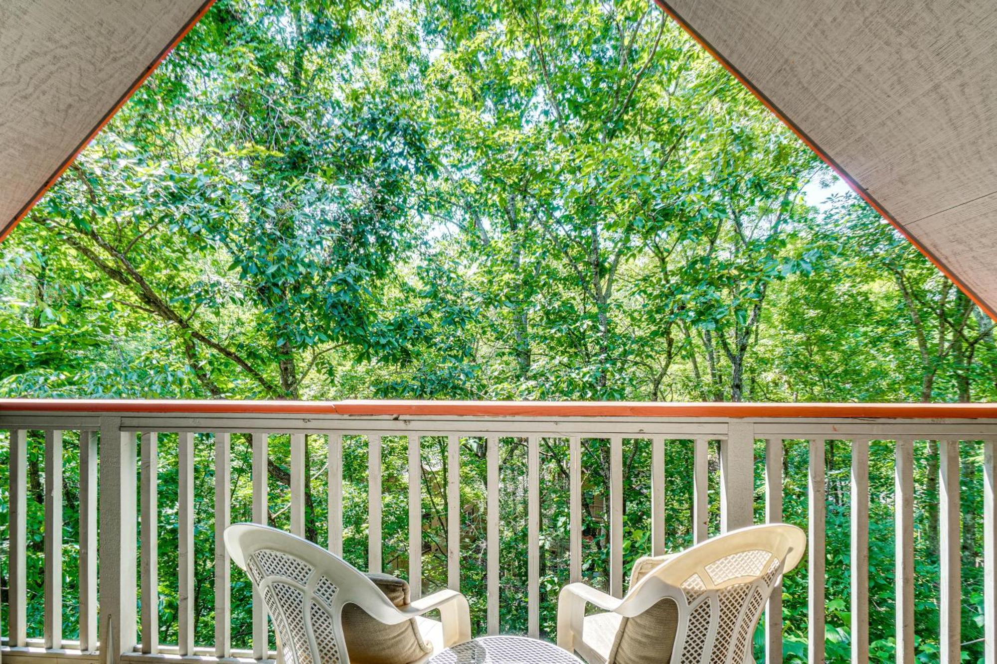 Smoky Mountain Cabin With Deck And Hot Tub! بيدجن فورج المظهر الخارجي الصورة